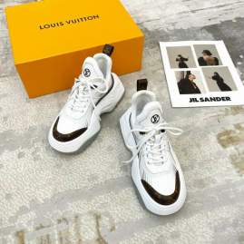 Picture of Louis Vuitton Shoes _SKULVsz34-41mnf010217695